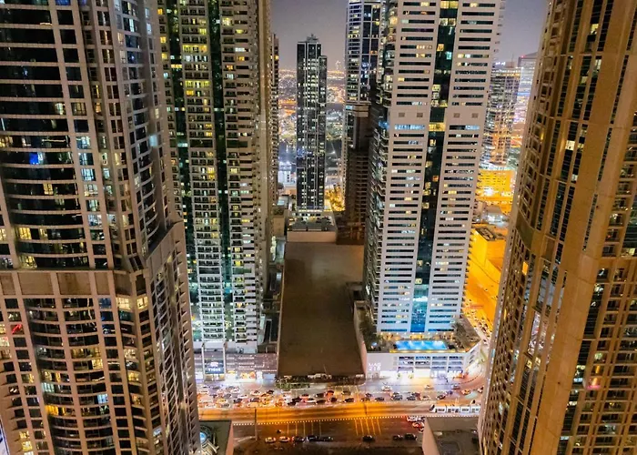 Dubai Marina Gate 2 Deluxe Apartment